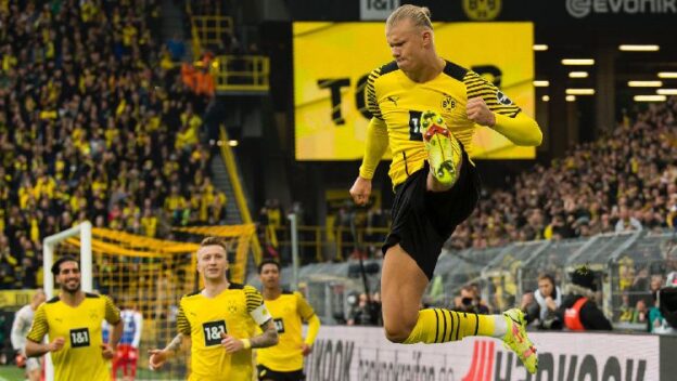 Hasil Pertandingan Borussia Dortmund Vs Freiburg